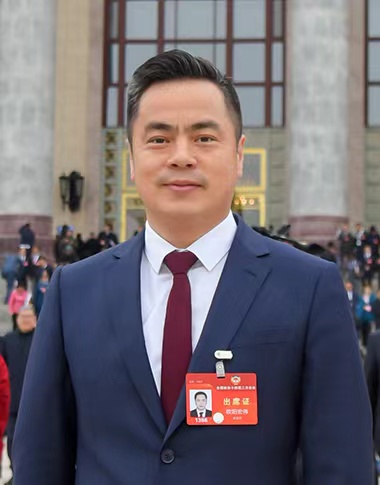 米乐m6欧阳宏伟委员：拓展科技手段 助力全民健身实现健康中国(图1)
