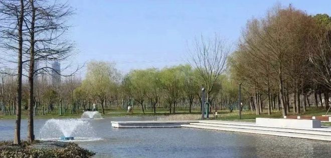 张江金茂府2024官方网站售楼处-张江金茂府样板间预约通道(图5) 张江金茂府2024官方网站售楼处-张江金茂府样板间预约通道(图5)